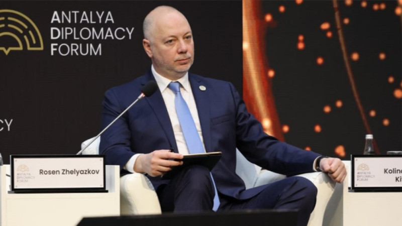 Bulgaristan, AB ve NATO'nun savunma yeteneklerini güçlendirme girişimlerine aktif olarak katılıyor