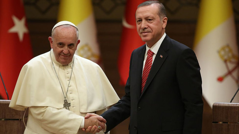 Cumhurbaşkanı Erdoğan'dan Papa Francis için taziye mesajı