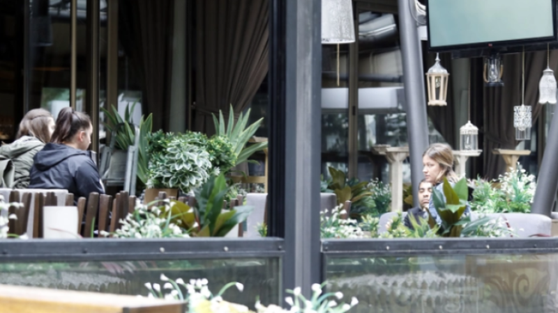 Kafe ve restoran fiyatları cep yakıyor