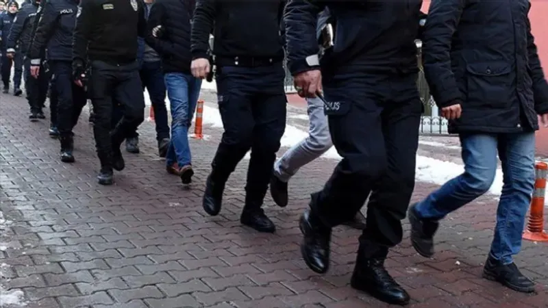 Türkiye'de 23 ilde IŞİD operasyonu: 105 gözaltı