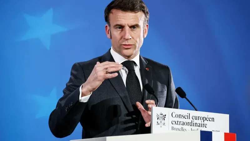 Macron: Fransız nükleer silahları Avrupa'da konuşlandırılabilir