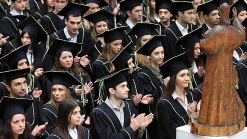 Mezun sayıları düşüşte: Yükseköğretimde yüzde 5,4 azalma