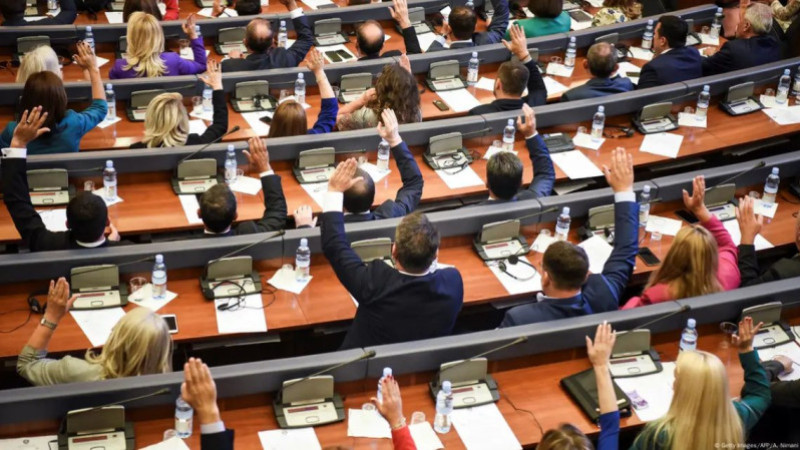 Kosova Meclisi 22. girişimden sonra bile oluşturulamadı