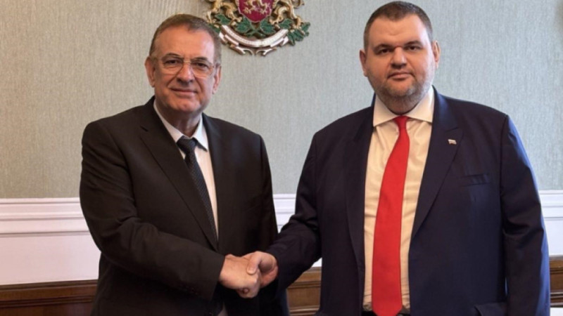 Çakırov’un Peevski ile görüşmesi: HÖH Çakırov’u partiden ihraç etti