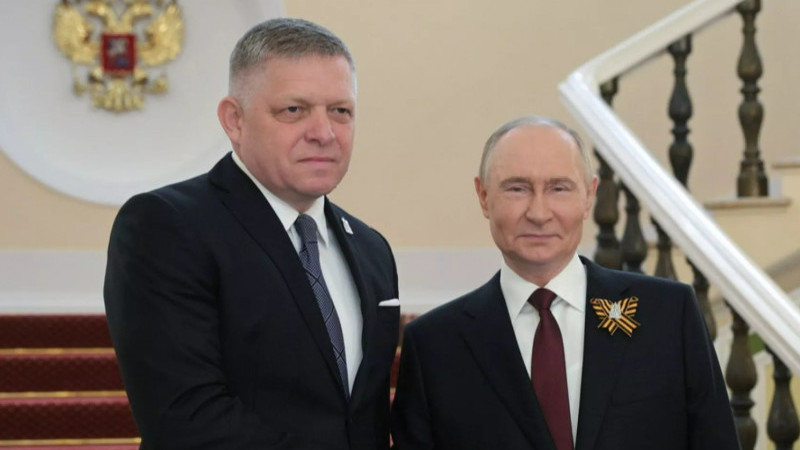 Slovak protestocular, Başbakan Fico'nun Moskova ziyaretini kınadı