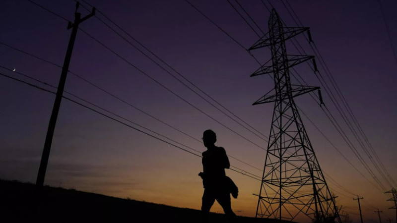 ABD'de büyük fırtına: 160 bin kişi elektriksiz kaldı