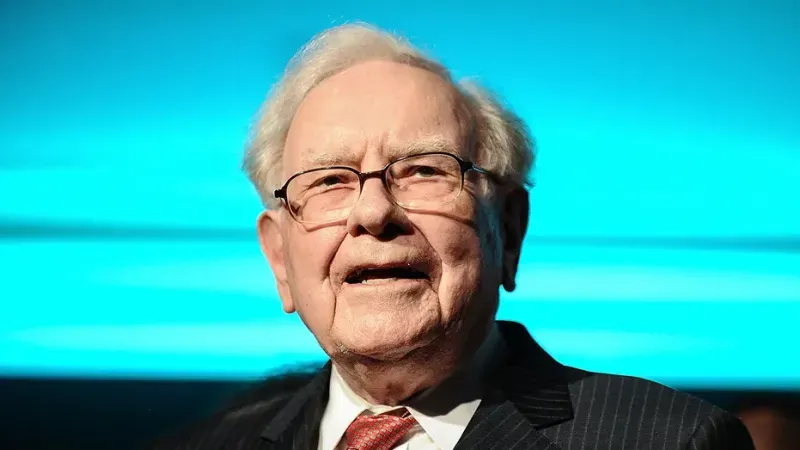 ''Yatırım gurusu'' Warren Buffet, CEO'luk görevini bırakıyor