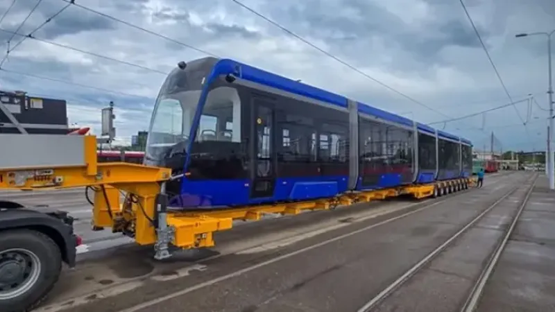 Belgrad, Türk Bozankaya tramvaylarıyla toplu taşımayı yeniliyor