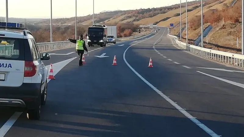Üsküp - Kalkandelen yolu'nda feci kaza: 19 yaşındaki genç kız hayatını kaybetti