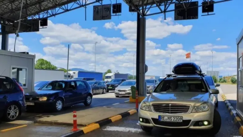 Tabanovce ve Bogorodica'da 30 dakika bekleme!