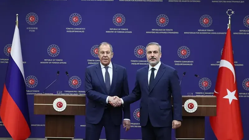 Fidan ve Lavrov’dan kritik telefon görüşmesi: İran-İsrail gerilimi masada