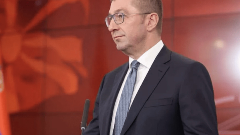 Mickoski'den Sofya'ya mesaj: “Sözlerden çok eylemlere bakıyoruz”
