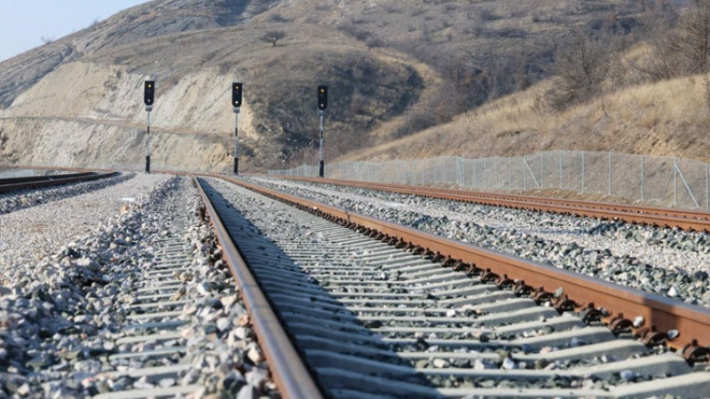 Maliye Bakanlığı hızlı tren projesi için bankalara finansman çağrısı yapacak