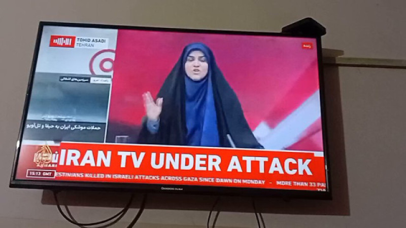 İran Devlet Televizyonu yayında vuruldu: İsrail hedeflerini genişletiyor
