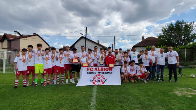 Albion FK'dan destansı sezon sonu: Şampiyonluk ünvanıyla taçlandırıldı!