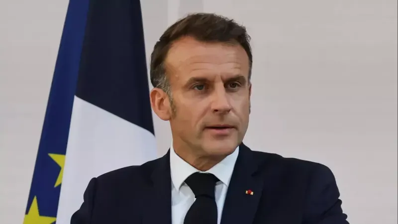 Macron: 