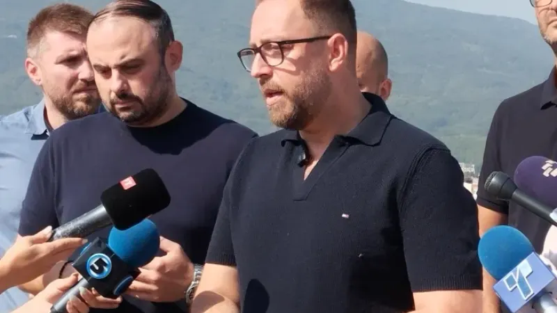 Üsküp Kalesi'nde temizlik ve yenileme çalışmaları başladı