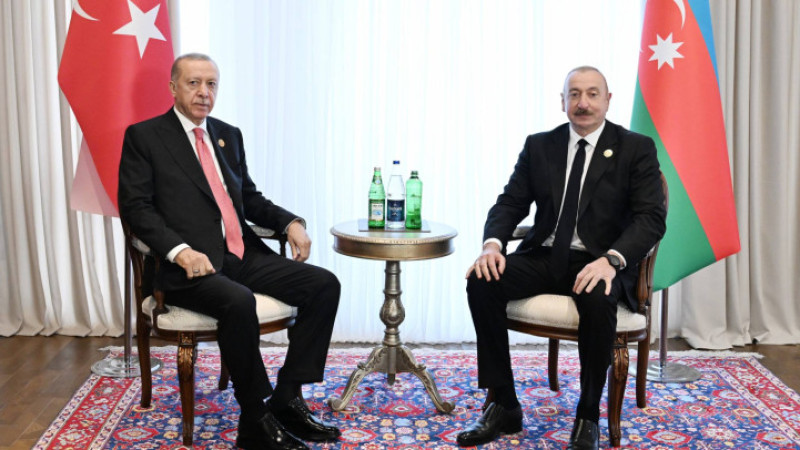 Cumhurbaşkanları Aliyev ve Erdoğan Hankendi’de bir araya geldi