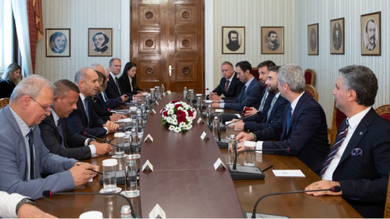 Radev: ''Bulgaristan ile Türkiye iş dünyası arasında daha aktif iletişime ihtiyaç var''