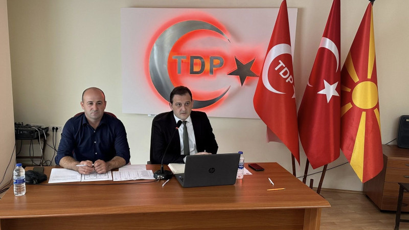 Türk Demokratik Partisi 33. kuruluş yıldönümünü kutluyor