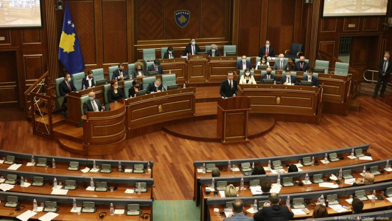 Kosova'da Meclis 30 gün içinde kurulmazsa milletvekilliği düşebilir