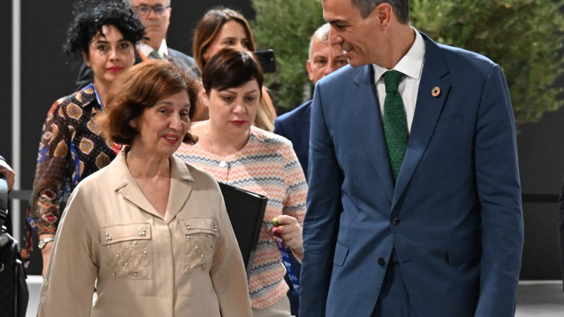 Silyanovska-Davkova ve Sánchez Sevilla’da buluştu: AB süreci ve ekonomik iş birliği masada