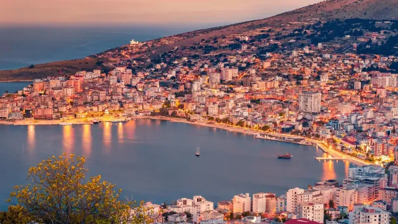 Arnavutluk turizmde rekor kırıyor: İlk 6 ayda 4,7 milyon yabancı ziyaretçi