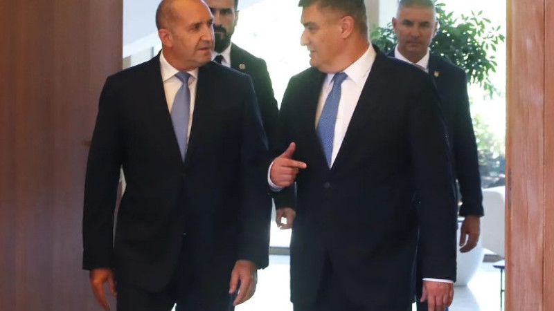 Radev: Kuzey Makedonya AB yolunda kendisini engelliyor