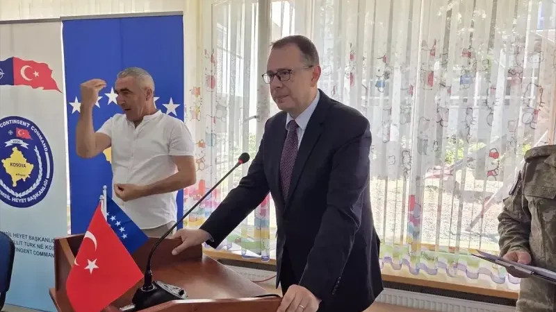 Kosova'daki engelli okuluna Kosova Türk Temsil Heyeti'nden destek